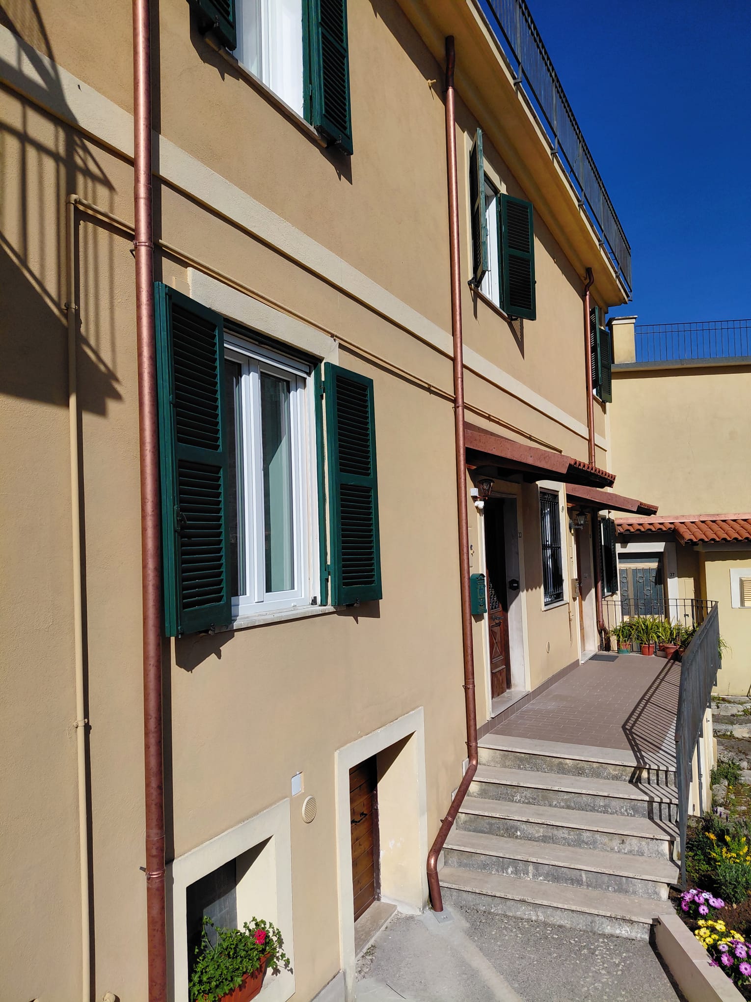 Lacerno Rooms - Vista esterna